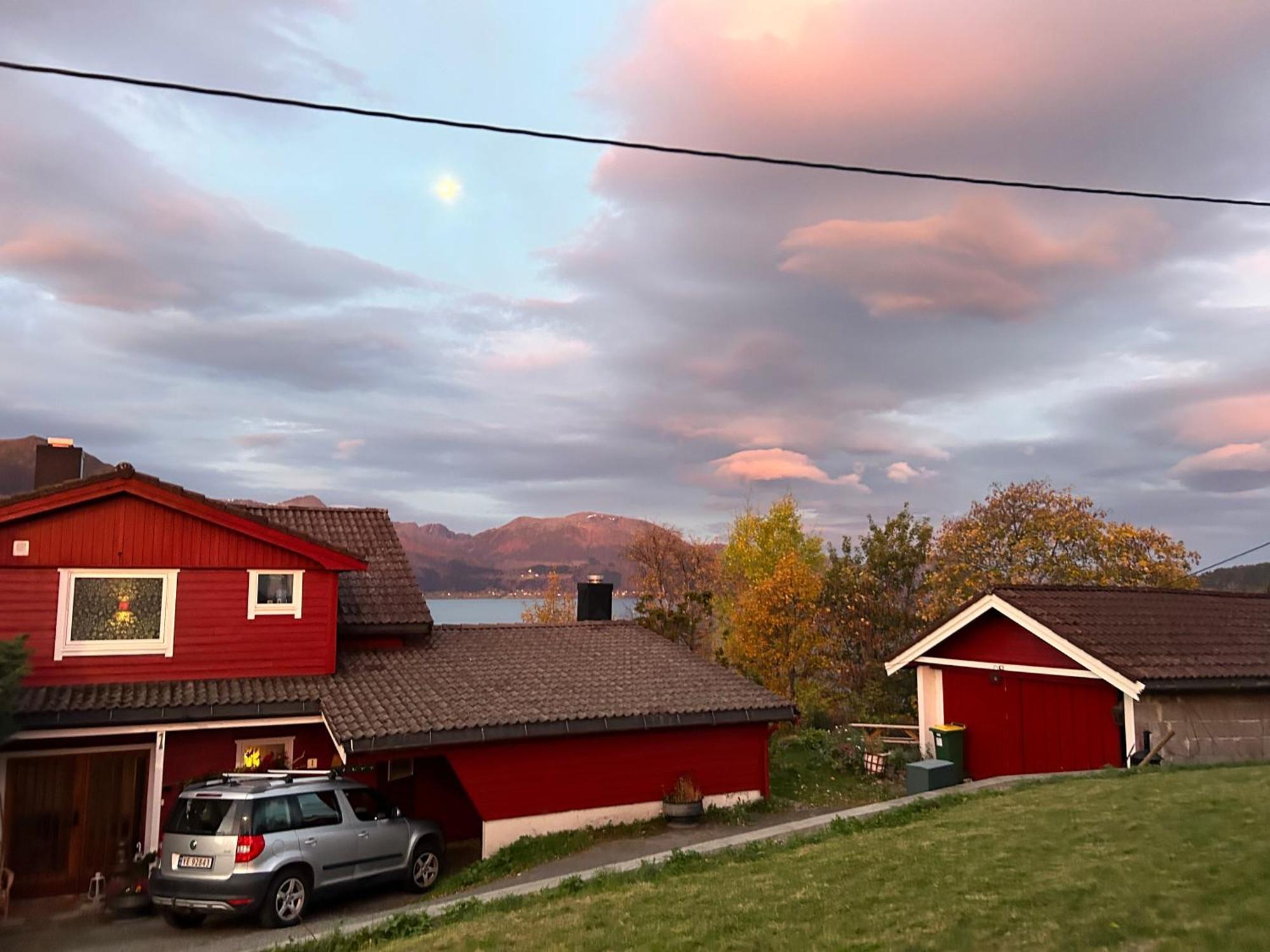 Line Pa Hauane1 Bed & Breakfast Volda Luaran gambar