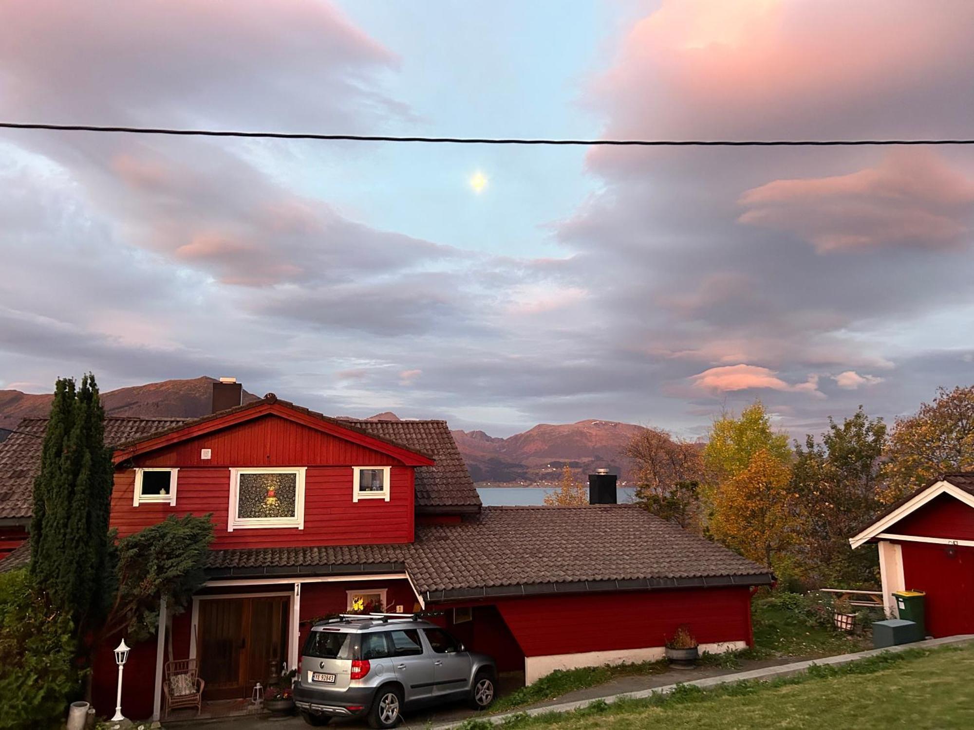 Line Pa Hauane1 Bed & Breakfast Volda Luaran gambar